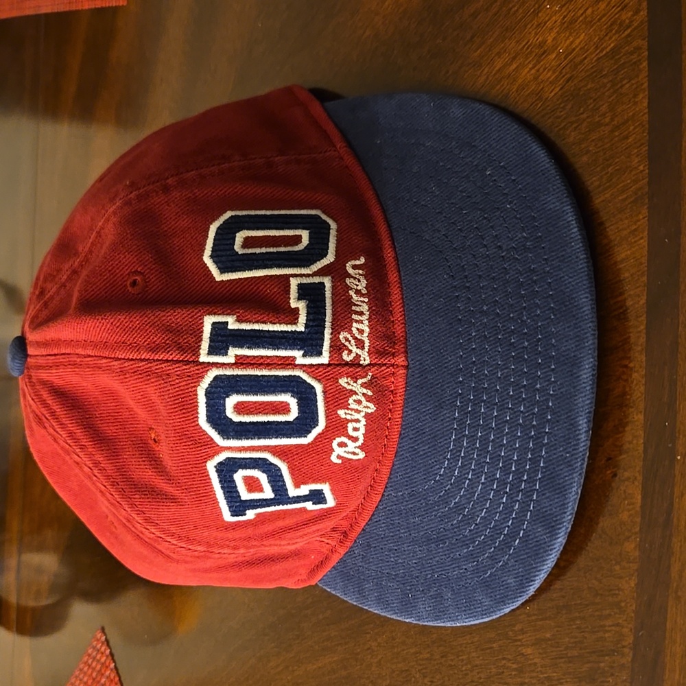 NWT POLO by RL, LOGO Twill Ball Cap. Adjustable strap. Burgundy Blue White.